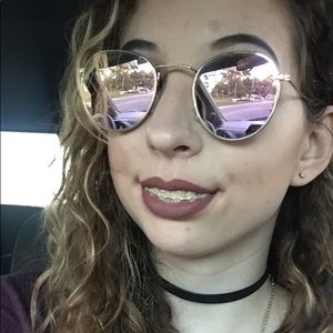 Meet your Posher, Emma